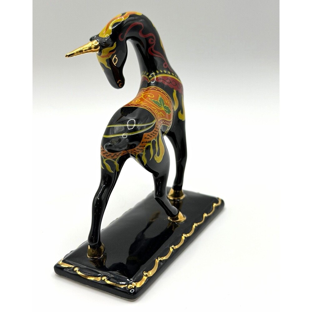 Franklin Mint Treasury of Unicorns Russian Lacquer David Cornell Black Figurine